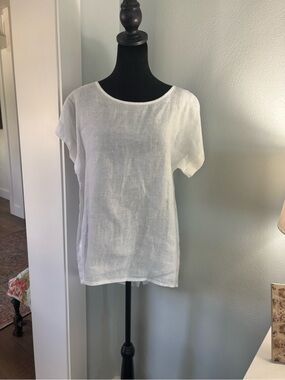 Terri Millennio small Women's White Linen Short Sleeve Scoop Neck Blouse